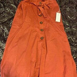 Brand New Skirt, size large
